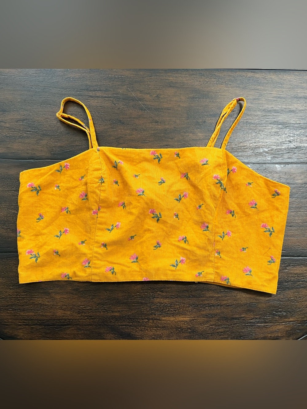 ☀️☀️SUMMER SALE - American Eagle Yellow Corduroy Floral Cropped Top Size Med